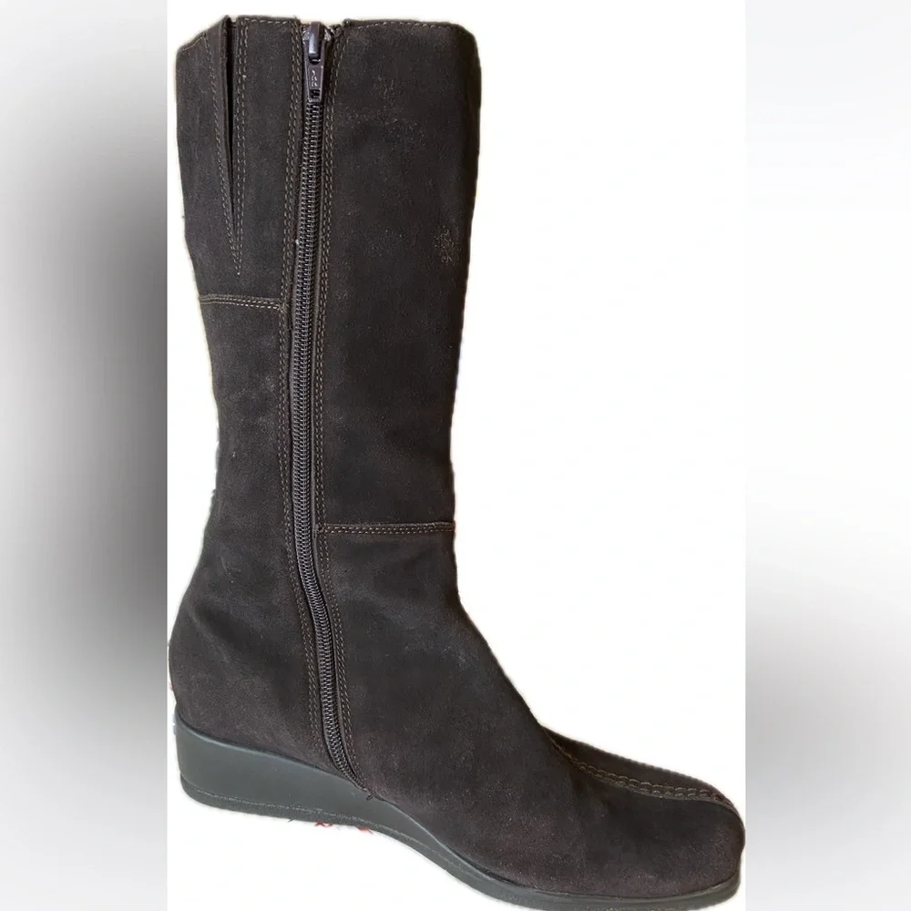 Hillard & Hanson suede Leather women's boots 8.5